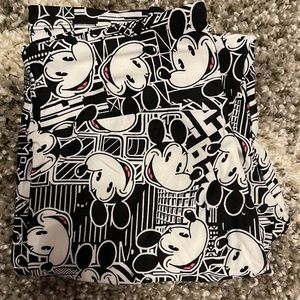 Lularoe Disney OS Leggings